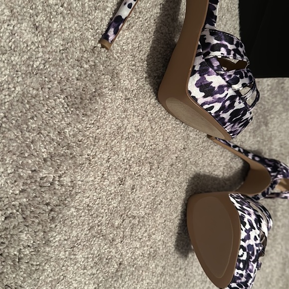 NEW! In the Box - Lavender Leopard Shoedazzle Heels - 7.5 - Picture 3 of 4
